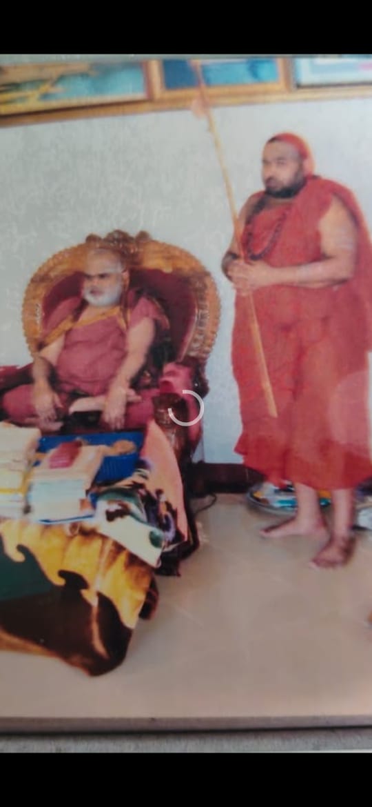 Sri Swami Varu with his Guru